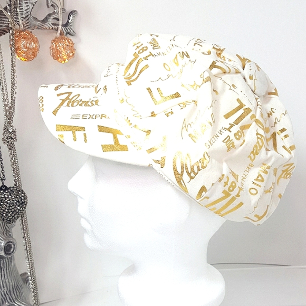 🔥FREE🔖White Golden Pattern Newsboy Hat💛